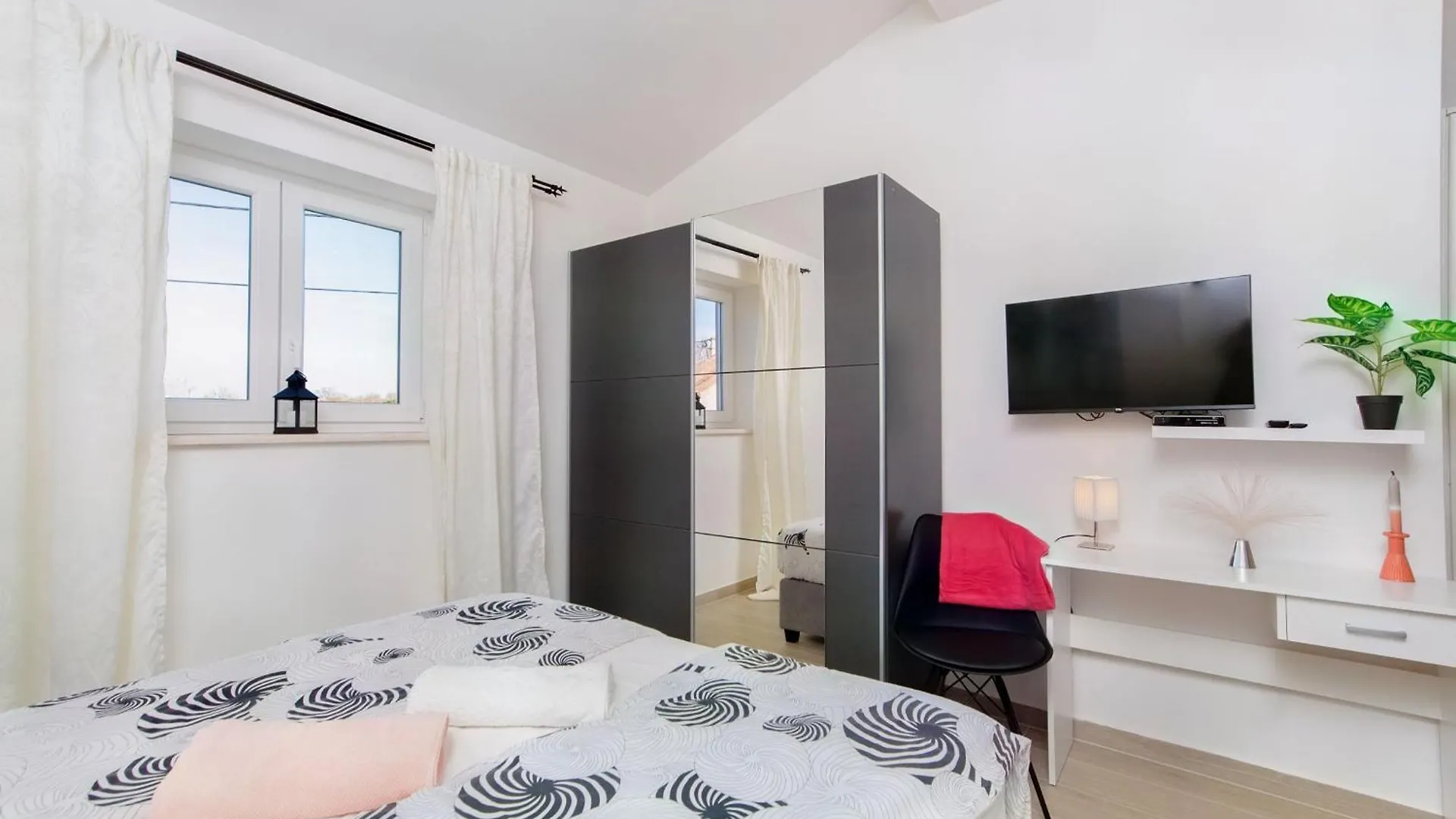 Erholsamer Traumurlaub Fuer Bis Zu 6 Personen Kunj Tatil Evi