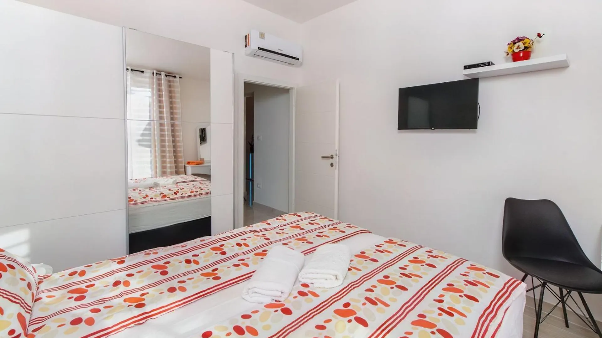 Erholsamer Traumurlaub Fuer Bis Zu 6 Personen Kunj Tatil Evi